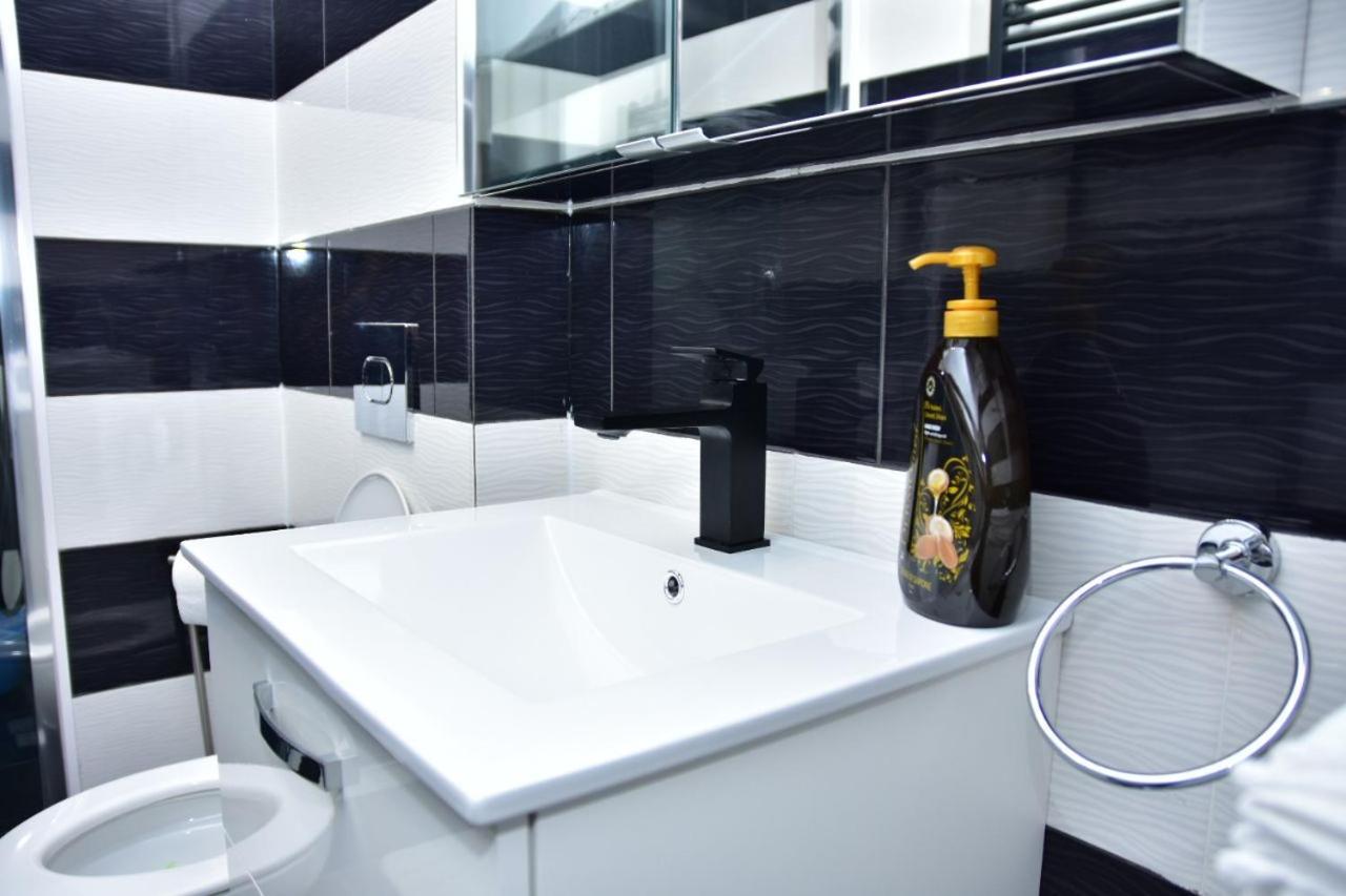 Apartament Dabe Hd Hunedoara Eksteriør bilde