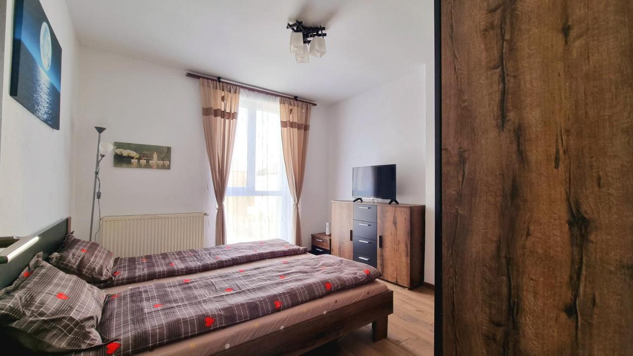 Apartament Dabe Hd Hunedoara Eksteriør bilde