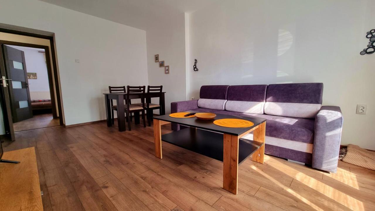 Apartament Dabe Hd Hunedoara Eksteriør bilde