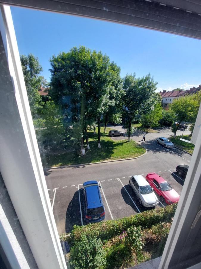 Apartament Dabe Hd Hunedoara Eksteriør bilde