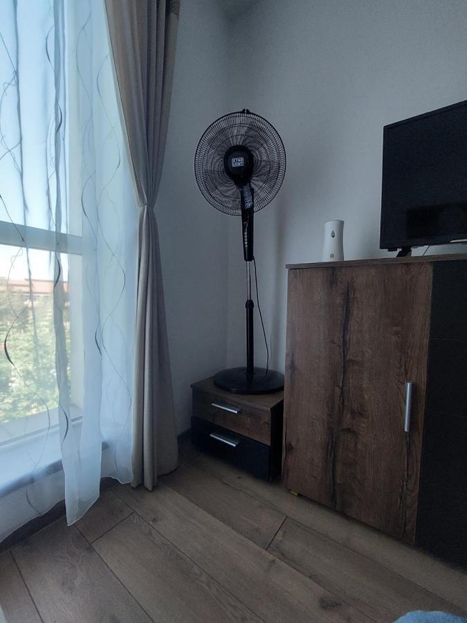 Apartament Dabe Hd Hunedoara Eksteriør bilde
