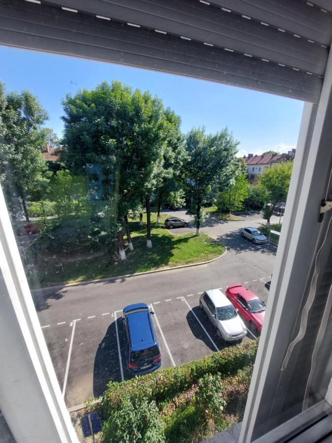 Apartament Dabe Hd Hunedoara Eksteriør bilde
