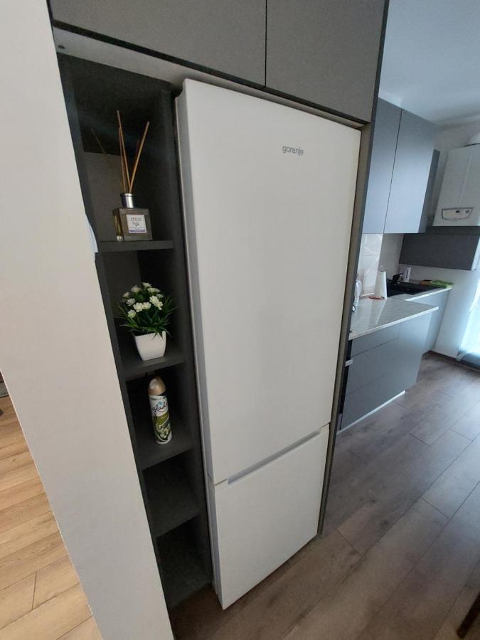 Apartament Dabe Hd Hunedoara Eksteriør bilde